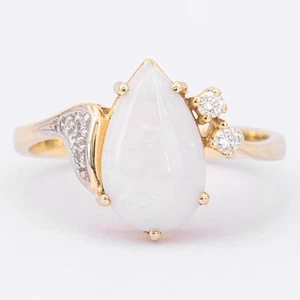 Misura 59 - Anello da donna oro giallo 585/14 carati opale bianco latte con diamanti - Foto 1 di 8