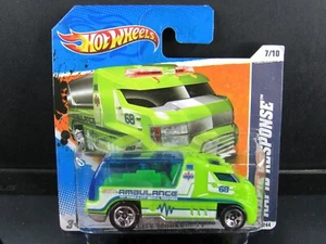 GREEN RAPID RESPONSE HW CITY WORKS 11 SHORT CARD HOT WHEELS 1/64 DIECAST CAR - Picture 1 of 8