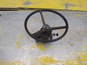Steering wheel and valve for Holder C9700H tractor - Picture 1 of 4
