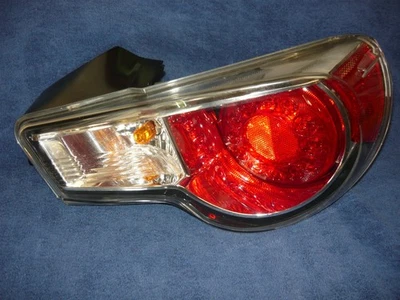 Luz trasera exterior LED OEM 2013-2016 Subaru BRZ Scion FRS LADO DERECHO DEL PASAJERO Foto 1 de 4
