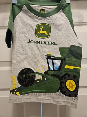 Camiseta John Deere Combine Tractor Manga Corta Niño Pequeño Talla 2T NUEVA con Etiquetas  Foto 1 de 4