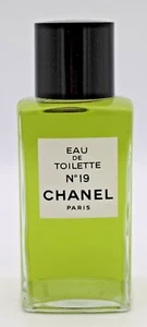 Chanel No 19 Eau de Toilette 200ml / 6.8 oz VINTAGE 1980s Authentic Finescents - Picture 1 of 9