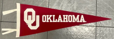 Oklahoma Sooners NCAA Vintage Wool Pennant Cover