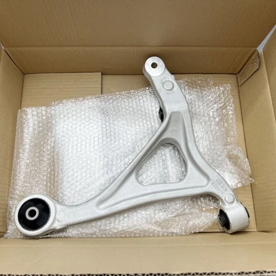 LEFT Front Driver Side Lower Ball Joint Control Arm for HYUNDAI AZERA 2006-2011 Foto 1 de 4