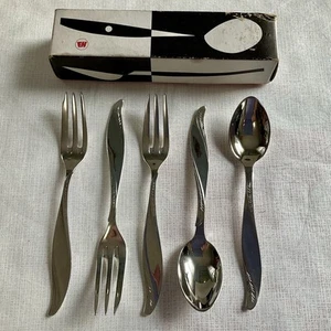 HEFRA WARSZAWSKA (3) Silver Plated Cake Forks + (2) Teaspoons AMERICAN Pattern - Picture 1 of 15
