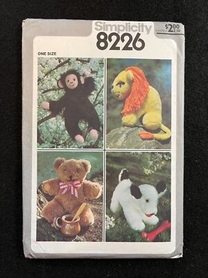 Simplicity Sewing Pattern 8226 Stuffed Toys FF UNCUT - Image 1 of 2