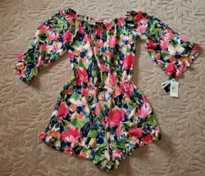 ECI New York Romper Printed Floral 3/4 Sleeve Size M Shorts Pockets - Picture 1 of 3