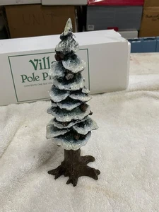 Dept. 56 Village POLE PINE TREE 8" Porcelain Tree ~ #5528-0 Great Vintage W/ Box - Bild 1 von 6