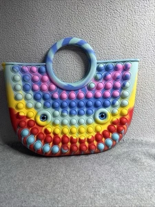 Rainbow Fidget Bubble Pop Rubber Purse Tote Handtasche - Bild 1 von 4