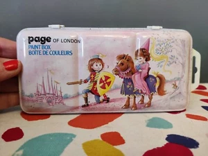 Scatola di latta vintage Page Of London Sir Galahad set bambini vecchio mai usato - Foto 1 di 6