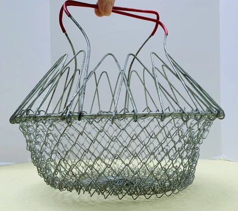 Vtg Collapsible Wire Mesh French Egg Fruit Basket Red Rubber Handle Farmhouse Cover