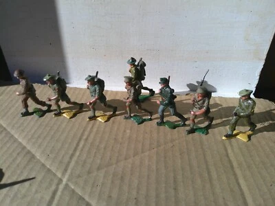 Authenticast Milicast ww2 odd lot of 8 infantry, 54mm lead - Image 1 of 3