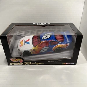 Hot Wheels Pro Racing 1999 Mark Martin #6 Valvoline Ford Taurus 1/24 - Picture 1 of 5