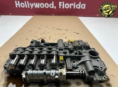 Porsche Cayenne Panamera 2011-2018 en cuerpo de válvula de transmisión / mecatrónico OEM Foto 1 de 4