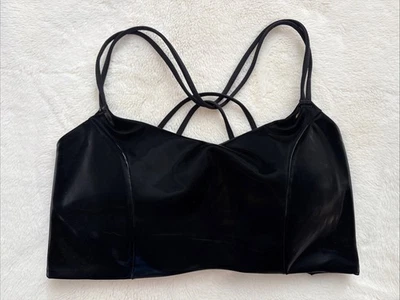 Sujetador deportivo Victoria's Secret VSX Elevate brillo líquido tiras negro mediano DD Foto 1 de 4