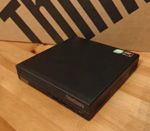 Lenovo ThinkCenter M75q Gen5 Tiny Mini PC - Ryzen 5 Pro 8500GE, 32GB RAM/1TB SSD - Afbeelding 1 van 2