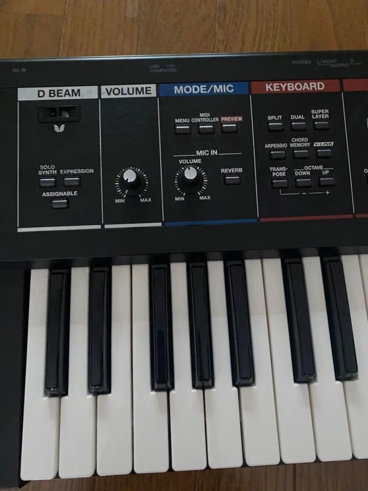 Roland JUNO Di 61 Tasten Mobiles Keyboard Synthesizer Klavier... - Bild 1 von 4