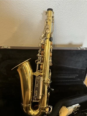 Saxofón alto Yamaha YAS-23 HECHO EN JAPÓN Foto 1 de 4