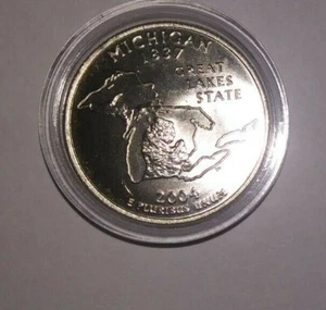 Michigan - 2004 Denver Mint - State Quarter ( Uncirculated ) + Coin Capsule! - Picture 1 of 1