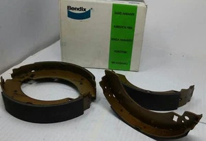 Serie ganasce freni posteriore per Ford Escort 1300GT Capri 1300 1600 2300 - Picture 1 of 3