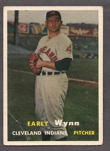 1957 Topps baseball card # 40 Early Wynn - Picture 1 of 2