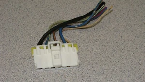 98 99 00 01 02 03 04 ISUZU RODEO AMIGO PASSPORT FAN SPEED SWITCH WIRING PIGTAIL - Picture 1 of 4