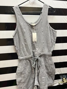 Women NWT" Basin + Range" gray, sleeveless romper. Size M. - Picture 1 of 2