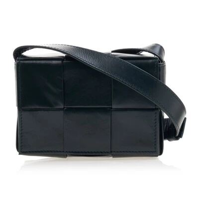 (SIN IMPUESTO ADUANERO) BOTTEGA VENETA Candy Cassette mini bolso bandolera de cuero verde Foto 1 de 4