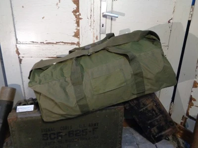 Orig. NL Armee Einsatzkampftasche Tragetasche 130l oliv *643 - Bild 1 von 4
