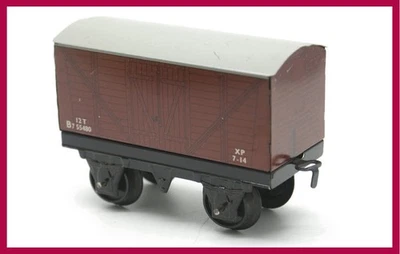 HORNBY TRAINS: R162 - NO. 30 - GOODS VAN - EXCELLENT - ORIGINAL BOX - Image 1 of 3