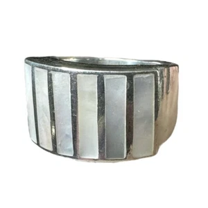 Vintage Sterling Silver 925 Mother Of Pearl Size 8 Inlaid Vertical Row Ring EUC - Picture 1 of 18