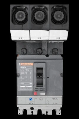 MERLIN GERIN 32 AMP 36kA TRIPLE POLE MCCB MGP0323 NS100N - Image 1 of 4