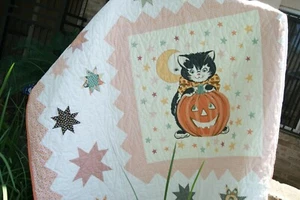 Moda KITTY CORN STARS Charm Quilt Pattern Urban Chick Pastry Shop Halloween - Picture 1 of 8