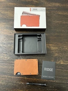 RIDGE Wallet Slim RFID Blocking Wallet Leather Cash Strap Tobacco Brown PREOWNED - Zdjęcie 1 z 13