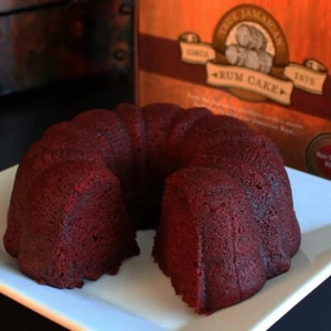 Pastel de ron de terciopelo rojo - Imagen 1 de 3