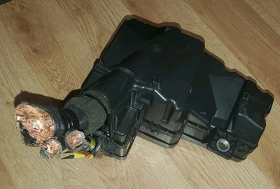 2019 Honda Insight  Engine Control Unit Fuse Box Relay 38256-TXM-A01  OEM - Image 1 of 4