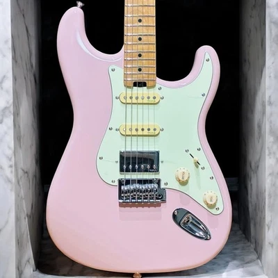 Guitarra eléctrica Harley Benton ST Modern Plus MN HSS rosa brillante Foto 1 de 4
