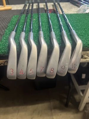 Juego de empuñaduras jugables Acer Series 2001 TWB 3-W ⛳ acero rígido (sin hierro 6) Foto 1 de 4