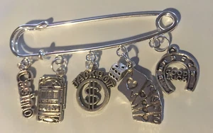 Kilt Pin Broach Purse Visor 5 Silver Charms Casino Fun Slot Dice Luck Jackpot - Picture 1 of 1
