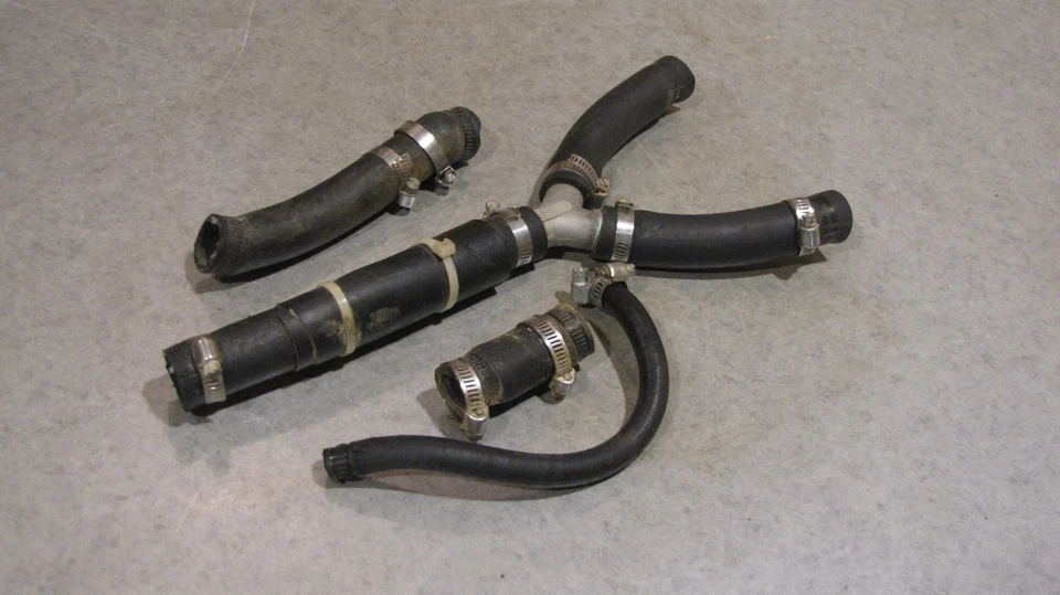 1997 ATK 260LQ Radiator HOSES 可能适合 250 406 604 605  — 第 1/1 张图片