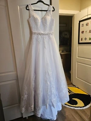wedding dress size 9/10 - Image 1 of 2