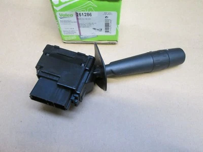INTERRUPTOR DE COLUMNA LIMPIAPARABRISAS PEUGEOT 405 VALEO 251286 Foto 1 de 2