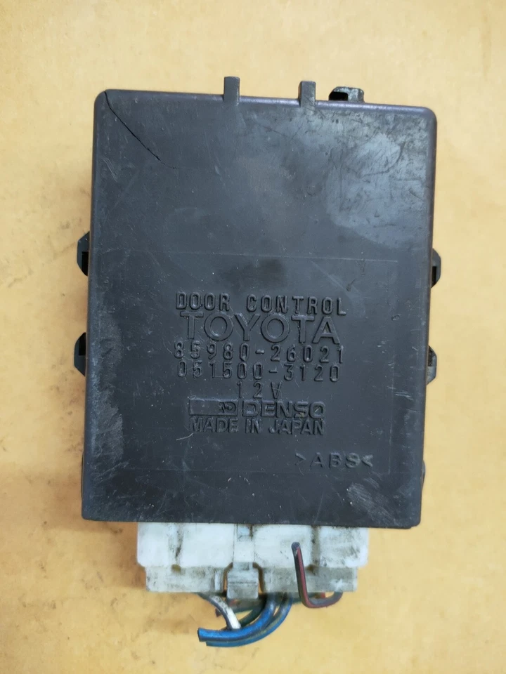 JDM 85980-26021 Relé Conjunto Puerta Control Toyota HIACE Foto 1 de 1