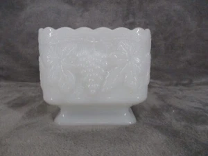 Anchor Hocking Harvest Grape Pedestal Planter Square Scalloped Milk Glass - Picture 1 of 14