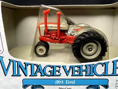 Vintage Vehicles Ford 961 1:43 Package Wear - Image 1 of 4