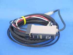 OMRON E3X-NT11 Photoelectric Switch - Picture 1 of 3
