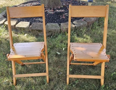 Vintage Palmer Snyder Light Oak Wood Folding Chairs 2 Pack Set - Used & VGC  - Image 1 of 4