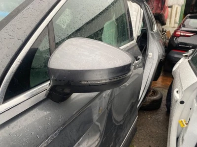 VW Tiguan 2018 passenger side wing mirror grey power fold - Image 1 of 4