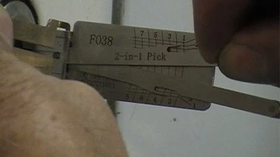 Locksmith Training  DVD - AUTO 1  Intro To Automotive Locksmithing  (3hr 49min.) - Image 1 of 4