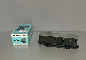 Vagón de equipaje Märklin 4041 con luces traseras y luz H0 m. EMBALAJE ORIGINAL - Imagen 1 de 5